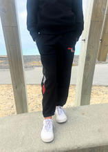 Load image into Gallery viewer, Mana Māori Trackpants - Kids
